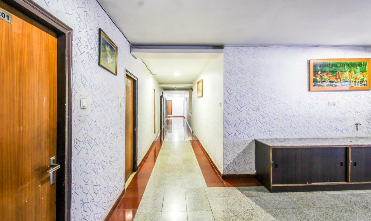 Hotel Monarch Inn Lucknow Bagian luar foto
